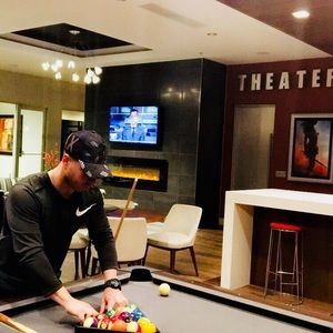 Meet your Posher, Juan